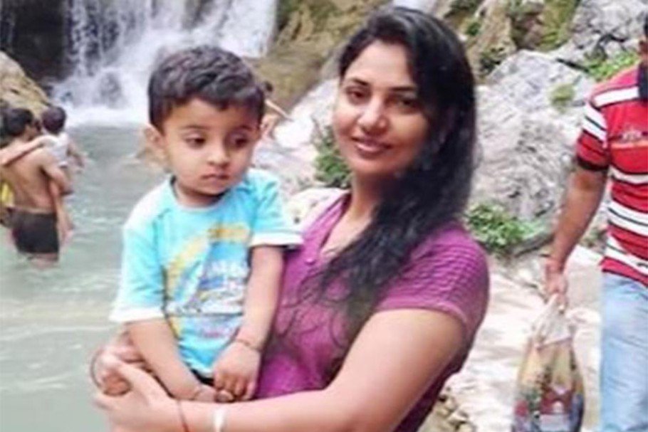 এই নারীকে পাশে না পেলে কখনোই ভারতীয় দলের হয়ে খেলা হতো না দেশ সেরা ক্রিকেটারের 2