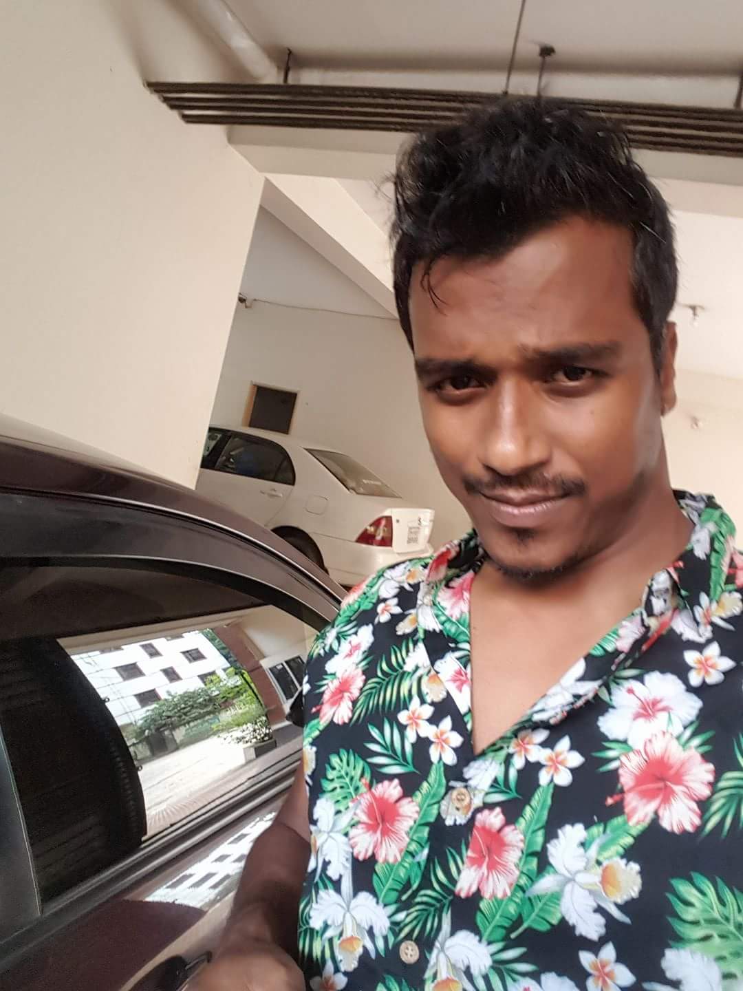 আবারো আলোচনায় রুবেলের সাবেক প্রেমিকা নাজনিন আক্তার হ্যাপি 2
