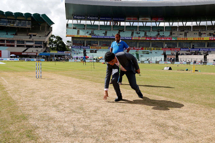 ইন্ডিয়া বনা শ্রীলঙ্কা প্রথম টেস্ট : ইডেনে প্রথম টেস্টে ভালো উইকেটের প্রতিশ্রুতি দিলেন সৌরভ