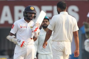 ভারত বনাম শ্রীলঙ্কা ২০১৭: ডিকওয়েলার প্রশংসা করে টুইট করার উত্তরে জয়বর্ধনে কে কী জবাব দিলেন বিরাট? 3 ভারত বনাম শ্রীলঙ্কা ২০১৭: ডিকওয়েলার প্রশংসা করে টুইট করার উত্তরে জয়বর্ধনে কে কী জবাব দিলেন বিরাট? 2
