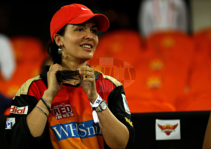 Pepsi IPL 2014 - Match 36 SRH v MI শিখর ধবনের বাঙালি স্ত্রী আয়েশা ধবনের সম্পর্কে কিছু কিছু মজাদার কথা