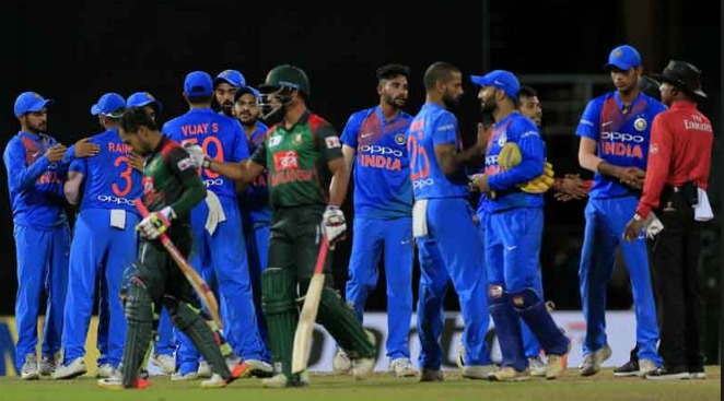 এশিয়া কাপ ফাইনাল: IND vs BAN: টস রিপোর্ট: ভারত টস জিতে নিল বোলিং, গুরুত্বপূর্ণ ম্যাচে রোহিত জানালেন প্রথমে বোলিংয়ের কারণ 3