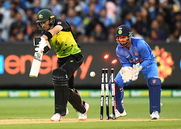 ভারত বনাম অস্ট্রেলিয়া, দ্বিতীয় টি-২০: ভারতীয় দলের দুর্দান্ত বোলিং সত্বেও টুইটারে হাস্যকর হলেন এই খেলোয়াড় 2