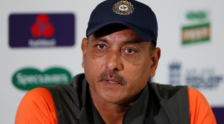 শাস্ত্রী বললেন, বেশ কিছু দল বিদেশের মাটিতে ভালো ফল করতে পারছে না, তাহলে ভারতের উপর নিশানা কেনও 5