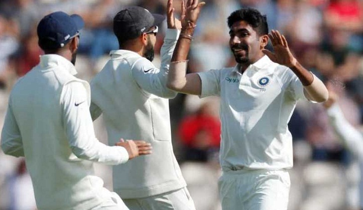 ভারত বনাম অস্ট্রেলিয়া: ৬ উইকেট নেওয়ার সঙ্গেই টুইটারে ছাইলেন বুমরাহ, লক্ষ্মণ সেহবাগ,কাইফ সমেত তারকারা করলেন আকুন্ঠ প্রশংসা 2