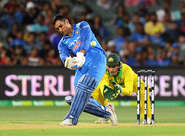 ধোনি রানের ব্যাপারে ব্রায়ান লারাকে পেছনে ফেললেন, ওয়ানডের সবচেয়ে বিস্ফোরক ব্যাটসম্যানদের একজন হলেন 2