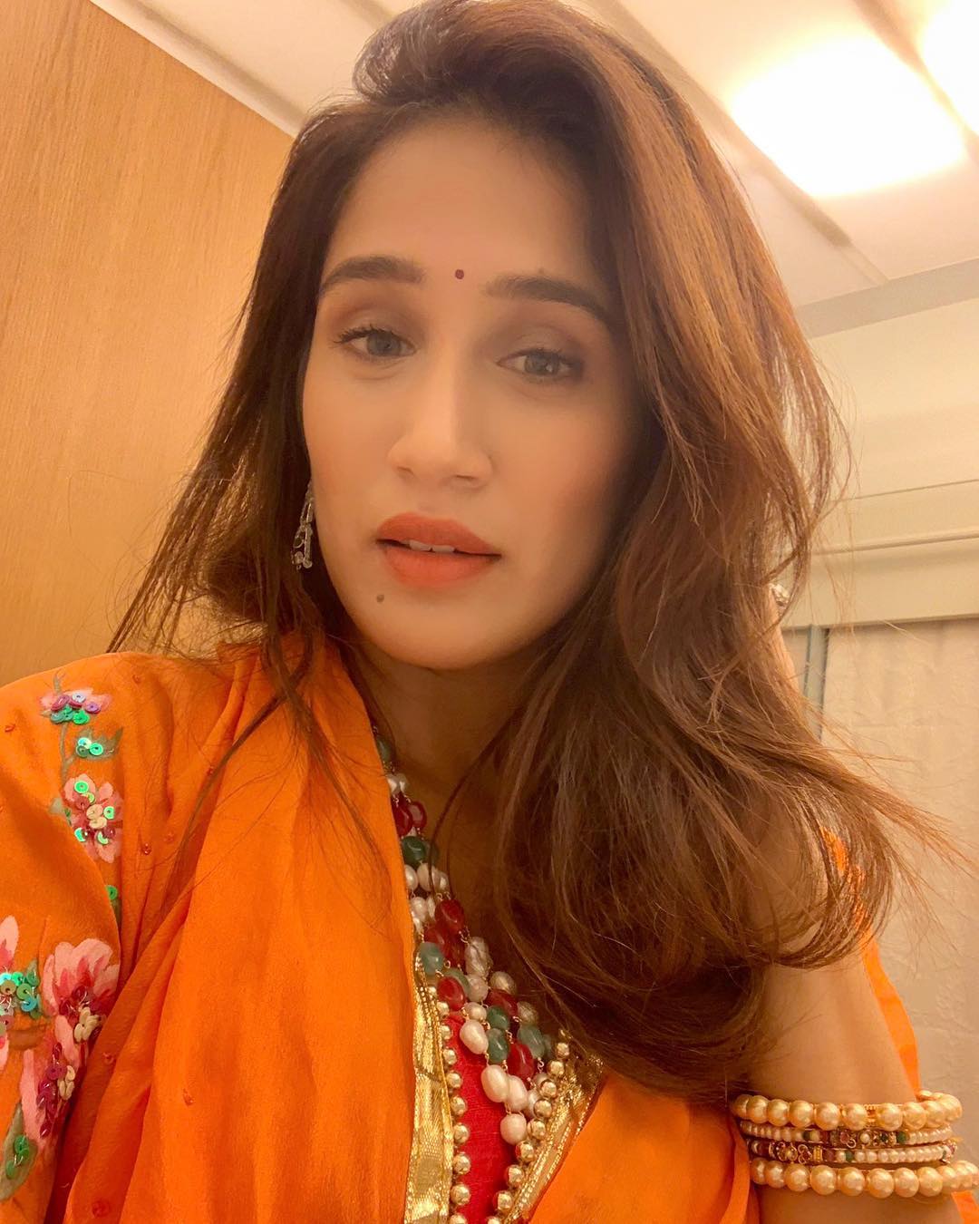 সোশাল মিডিয়ায় ভাইরাল হওয়া এই ক্রিকেটারদের স্ত্রীর অনন্য আন্দাজ ! দেখার মতো 2