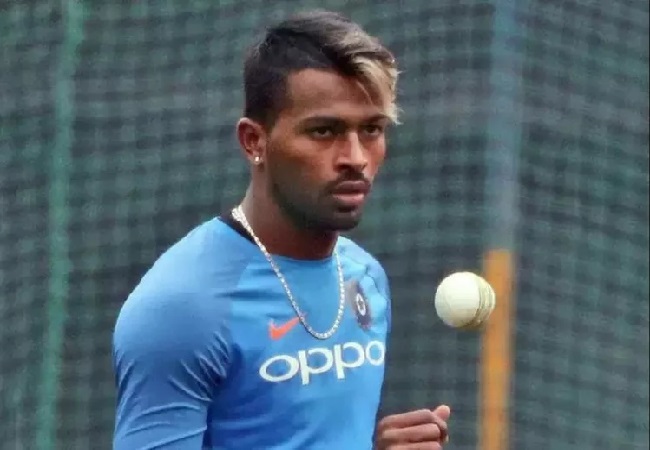 এই হল সেই ৫ খেলোয়াড় যারা বিশ্বকাপে ৪ নম্বরের অভাব দূর করতে পারে, শেষ নামটি অবাক করার মত 4 এই হল সেই ৫ খেলোয়াড় যারা বিশ্বকাপে ৪ নম্বরের অভাব দূর করতে পারে, শেষ নামটি অবাক করার মত 4