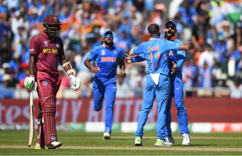INDvsWI: ভারতের জয় সত্ত্বেও সোশ্যাল মিডিয়ায় ট্রোল হলেন এই খেলোয়াড়, অন্যদিকে এর হল প্রশংসা