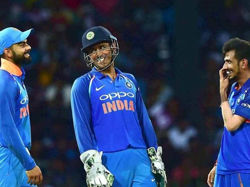 প্রথম ম্যাচেই ধোনি গড়লেন এমন রেকর্ড, যা পুরো কেরিয়ারে গড়তে পারেননি সাঙ্গাকারা গিলক্রিস্ট 2