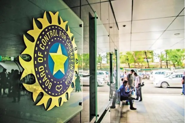 যুবরাজ চাইলেন বিদেশী লীগ খেলার অনুমতি, বিসিসিআই জানালো এই সিদ্ধান্ত 2