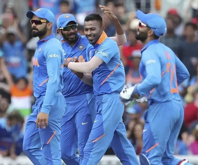 লাগাতার দুটি ম্যাচে মিডল অর্ডার ফ্লপ হওয়ার পর ইংল্যাণ্ডের বিরুদ্ধে দলে করতে হবে দুটি বড় পরিবর্তন 3