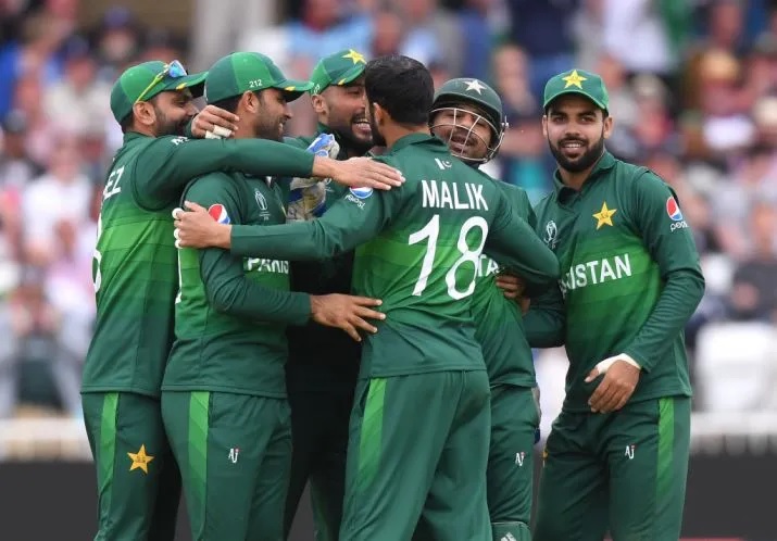 ভারতের কাছে হারের ২দিন পর এখন অধিনায়ক সরফরাজ নিজের খেলোয়াড়দের দিলেন এই হুমকি 3