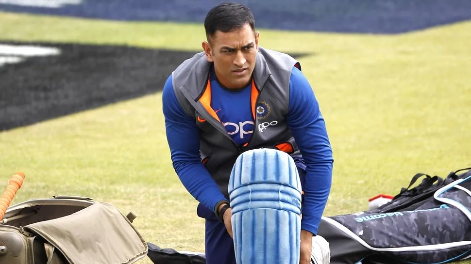 প্রাক্তন জাতীয় নির্বাচক সঞ্জয় বাগদালে দিলেন ধোনিকে নিয়ে এই বড়ো বয়ান 1