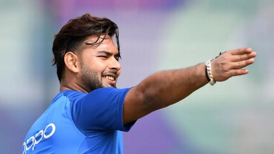 মহেন্দ্র সিং ধোনির সঙ্গে নিজের তুলনায় ক্ষুব্ধ ঋষভ পন্থ, জায়গা নেওয়ার ব্যাপারে বললেন এই কথা 1