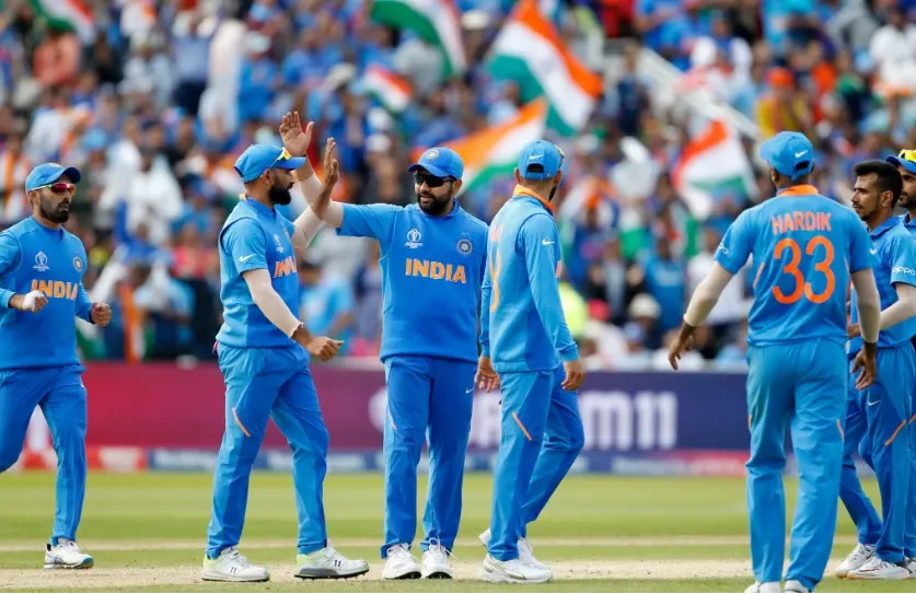 ভারতের জয়ের পর সোশ্যাল মিডিয়ায় ছাইলেন রোহিত-বুমরাহ, ধোনিকে নিয়ে আবারো ঠাট্টা 2