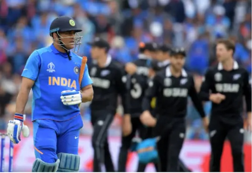 ধোনিকে সমালোচনা করার কোনও মানেই হয়না মনে করেন এই বিশ্বকাপ জয়ী অধিনায়ক ! 4