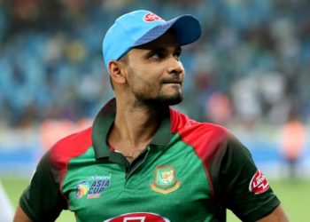 ভারতের বিপক্ষে খেলতে নামার আগে গোটা বাংলাদেশ জুড়ে তাদের অধিনায়ক মাশরাফি মোর্তাজা কে নিয়ে তৈরী হলো এক বিরাট জল্পনা ! 3
