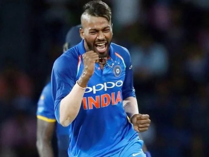 হার্দিক পাণ্ডিয়া আর উর্বশী রাউতেলার মধ্যে এখনো চলছে কিছু? ছবির কমেন্ট বলছে এই কথা 1