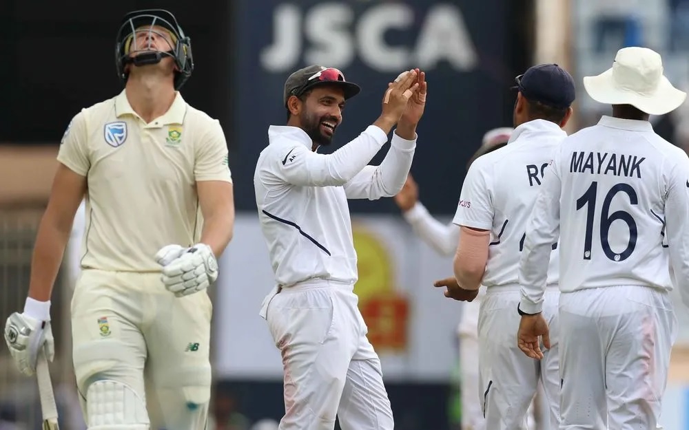 INDvsSA,3rd: ইনিংসের হারের দিকে দক্ষিণ আফ্রিকা, দ্বিতীয় ইনিংসে ৪ উইকেট পড়ল 1