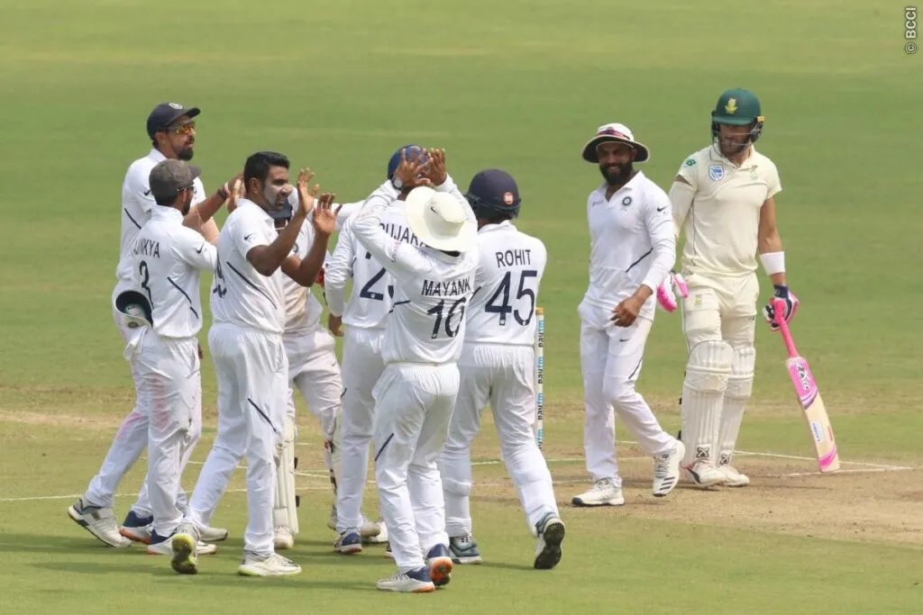 INDvsSA: ভারত দক্ষিণ আফ্রিকাকে দ্বিতীয় টেস্টে ইনিংস আর ১৩৭ রানে হারাল, সিরিজে এগিয়ে ২-০ ফলে 2