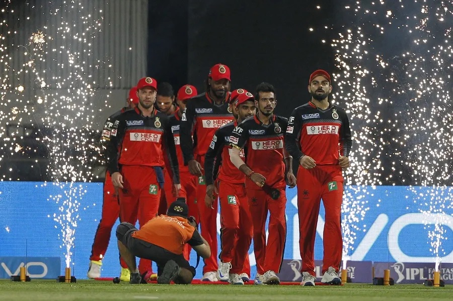 শ্রীলঙ্কার এই খেলোয়াড়কে ৯ কোটি টাকাতেও কিনতে তৈরি ছিল আরসিবি, ৫০ লাখে করল শামিল 1
