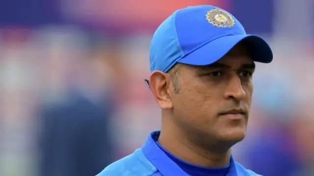 টিম ইন্ডিয়ার হেড কোচ রবি শাস্ত্রী দিলেন ধোনিকে নিয়ে বড়ো বয়ান, বললেন ‘ধোনি নিতে চেয়েছিল ব্রেক, কিন্তু... 2