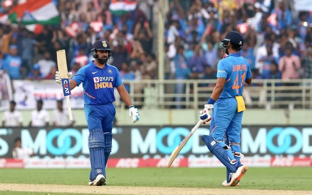INDvsWI: ম্যান অফ দ্যা ম্যাচ রোহিত শর্মা নিজের চেয়ে বেশি এই ভারতীয় খেলোয়াড়ের প্রশংসা করলেন 4
