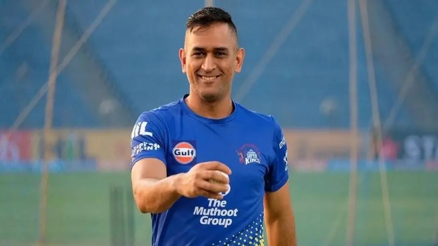 টিম ইন্ডিয়ার হেড কোচ রবি শাস্ত্রী দিলেন ধোনিকে নিয়ে বড়ো বয়ান, বললেন ‘ধোনি নিতে চেয়েছিল ব্রেক, কিন্তু... 4