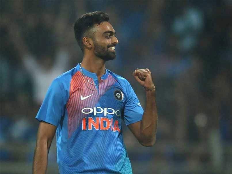শেষ হলো ভারতীয় দলের বাঁহাতি জোরে বোলারের খোঁজ, এই খেলোয়াড় নিলেন ৬টি ম্যাচে ৪৫টি উইকেট 1