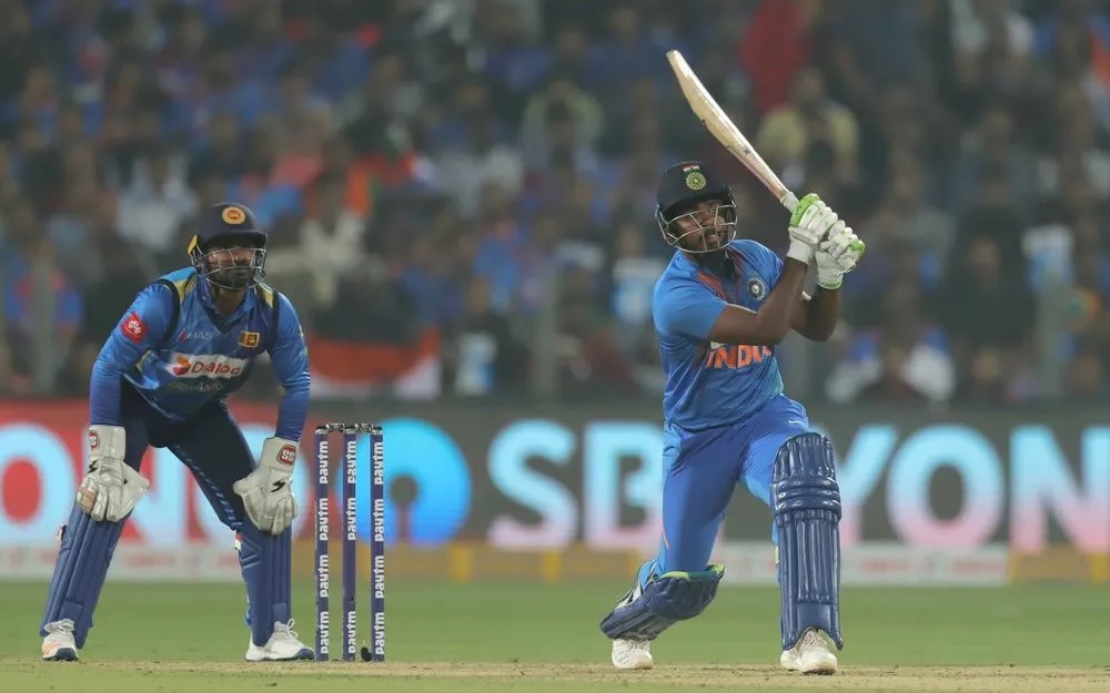 INDvsSL: তৃতীয় ম্যাচে হল ১০টি রেকর্ড, এমনটা করা বিশ্বের একমাত্র খেলোয়াড় হলেন বিরাট 2