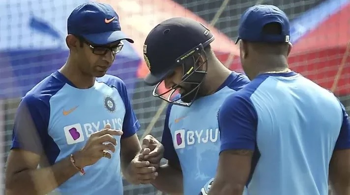 INDvsAUS: মুম্বাই ওয়ানডের আগে টিম ইন্ডিয়ার জন্য খারাপ খবর,রোহিত শর্মা নেট প্র্যাকটিসে হলেন আহত 2