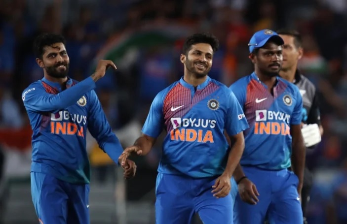 ভিডিয়ো: ম্যাচ শেষে মার্টিন গুপ্তিল পরিস্কার হিন্দিতে গালাগাল দিলেন চহেলকে, বললেন “গা*” 3