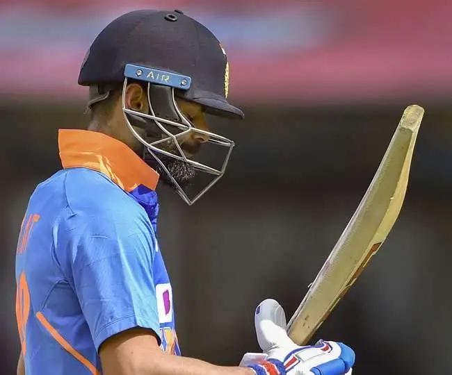 INDvsAUS: বিরাট কোহলির এই ছোটো ভুলের কারণে অস্ট্রেলিয়া ভারতকে হারাল ১০ উইকেটে 6
