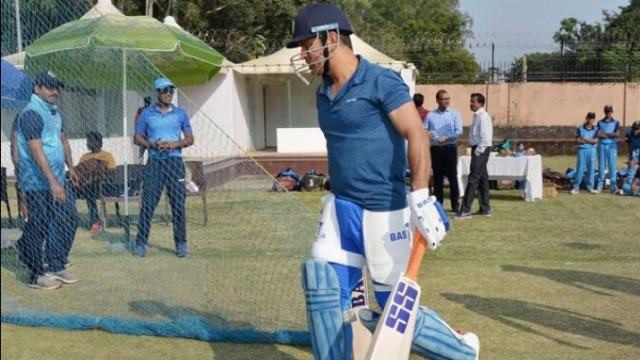 অবশেষে সব গুজবের অবসান, এই দিন ক্রিকেটের মাঠে নামবেন মহেন্দ্র সিং ধোনি