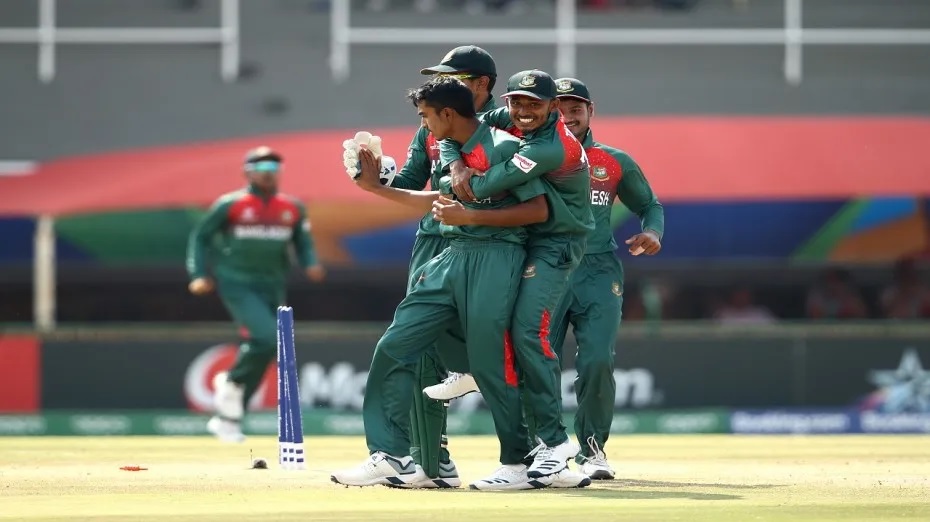 ভিডিয়ো: ভারতীয় ব্যাটসম্যানরা পুনরাবৃত্তি করলেন পাকিস্তানের ভুল, অদ্ভুতভাবে হলেন রান আউট 2