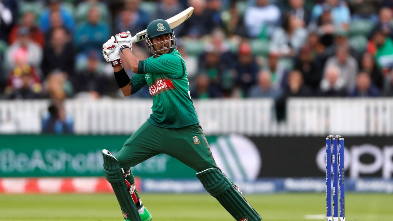 বিয়েতে হরিণের চামড়া ব্যাবহার করার মাশুল দিতে হলো এই খেলোয়াড়কে, হতে পারে ৩ বছরের জেল 1