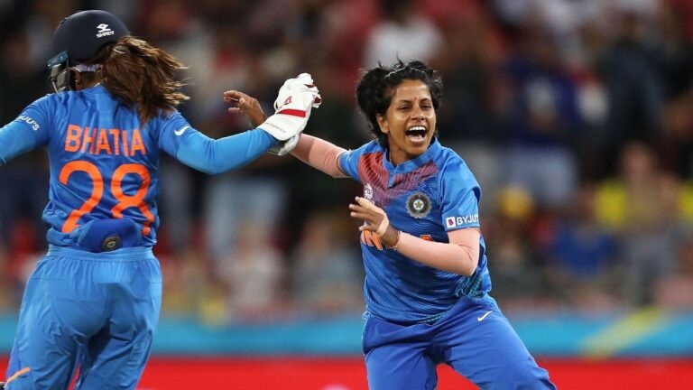 ৫জন ভারতীয় মহিলা ক্রিকেটার, যারা করেন সবচেয়ে বেশি রোজগার, এক নম্বরে রয়েছেন এই খেলোয়াড় 2