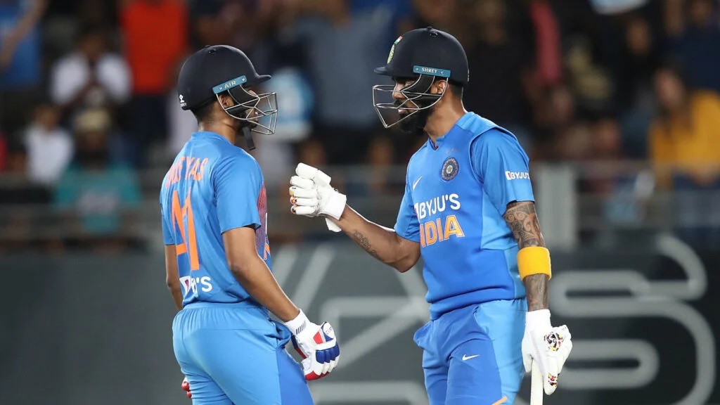 এই খেলোয়াড়কে ভারতীয় ক্রিকেট দলের ভবিষ্যত বললেন হিটম্যান রোহিত শর্মা 3