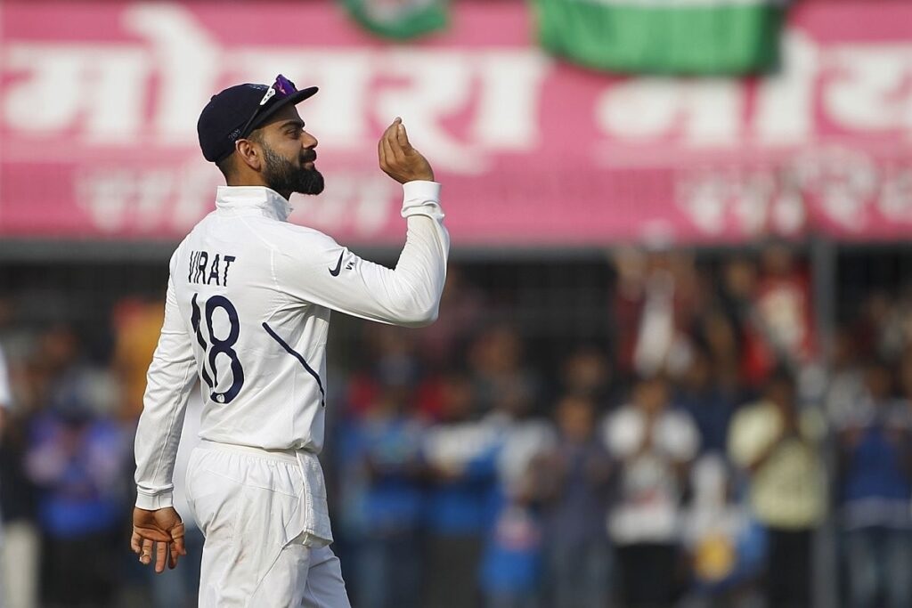 কেভিন পিটারসেনের সঙ্গে কথাবার্তা চলাকালীন বিরাট কোহলি জানালেন কবে নেবেন অবসর 4