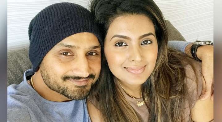 দীর্ঘ সময় ধরে দলের বাইরে থাকা হরভজন সিংয়ের দেশভক্তি নিয়ে এখন এই কথা বললেন তার স্ত্রী 4