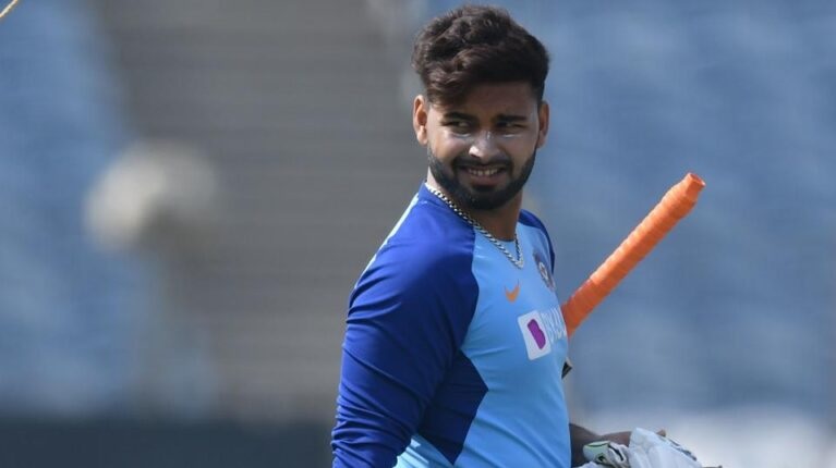আকাশ চোপড়া জানালেন সেই ৫জন ক্রিকেটারের নাম, যাদের আইপিএল বাতিল হলে হবে বড়ো লোকসান 1
