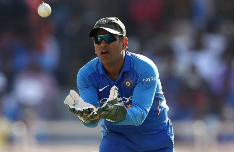 কামরান আকমল করলেন ধোনির জমিয়ে প্রশংসা বললেন… 1