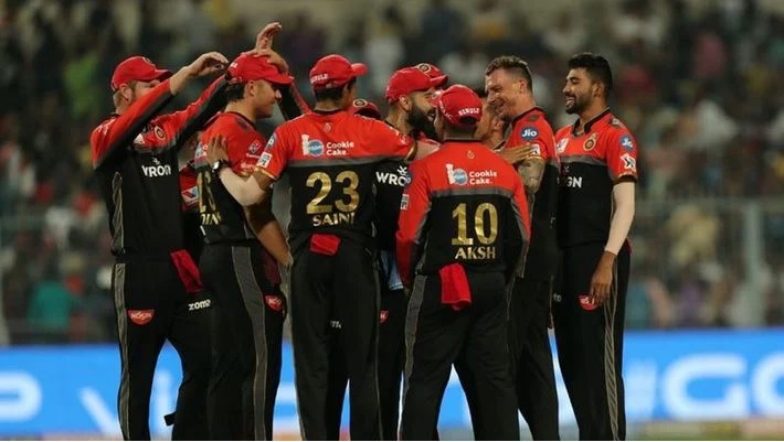 আইপিএল ২০২০: কেন রিচার্ডসনের জায়গায় এই খেলোয়াড়কে দলে নিল আরসিবি 4