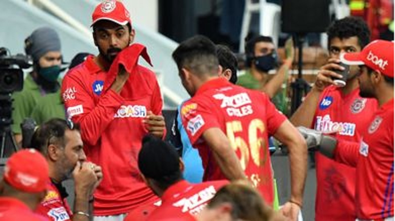 KXIPvsSRH: সানরাইজার্সের ইনিংসের পর কেএল রাহুলের অধিনায়কত্ব নিয়ে হলো ঠাট্টা, ব্যারেস্টো ছাইলেন টুইটারে 1