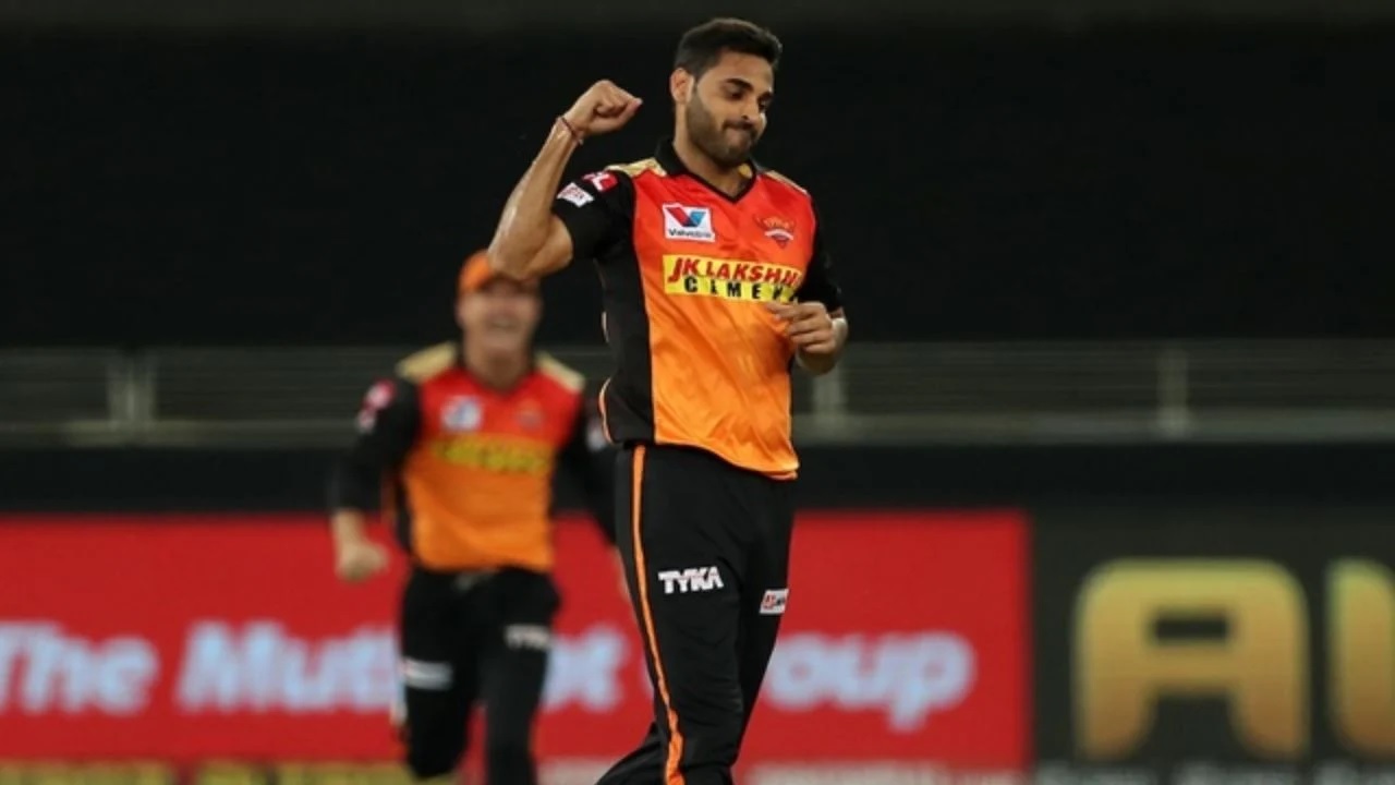 IPL2020: সানরাইজার্স হায়দ্রাবাদের লাগল বড়ো ধাক্কা, ভুবনেশ্বর কুমার ছিটকে গেলেন 1