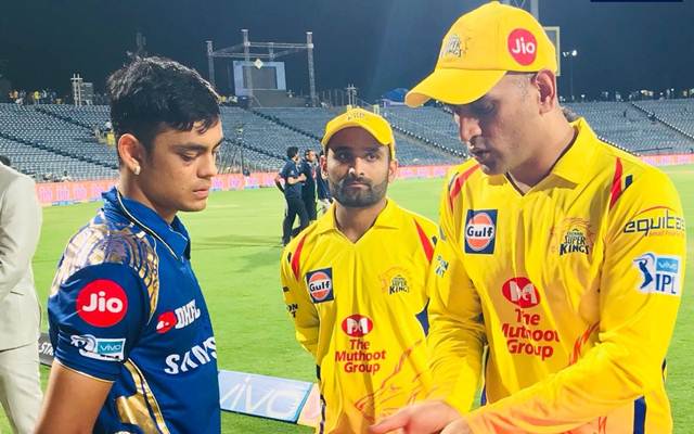 এই বিশেষ কারণের জন্যই প্রতিপক্ষের খেলোয়াড়রা জার্সি চাইতেন ধোনির কাছ থেকে 2