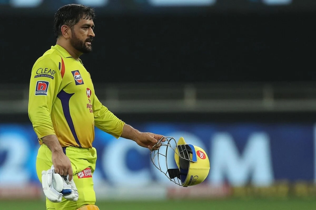 প্রাক্তন ভারতীয় উইকেটকিপার জানালেন ধোনি কবে নিতে পারেন আইপিএল থেকেও অবসর