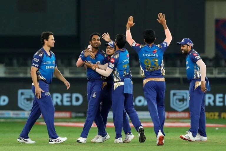 IPL FINAL: মুম্বাই ইন্ডিয়ান্সের জয়ের উৎসাহে মালকিন নীতা আম্বানির হল বড় ভুল, জানুন পুরো বিষয়টি 1