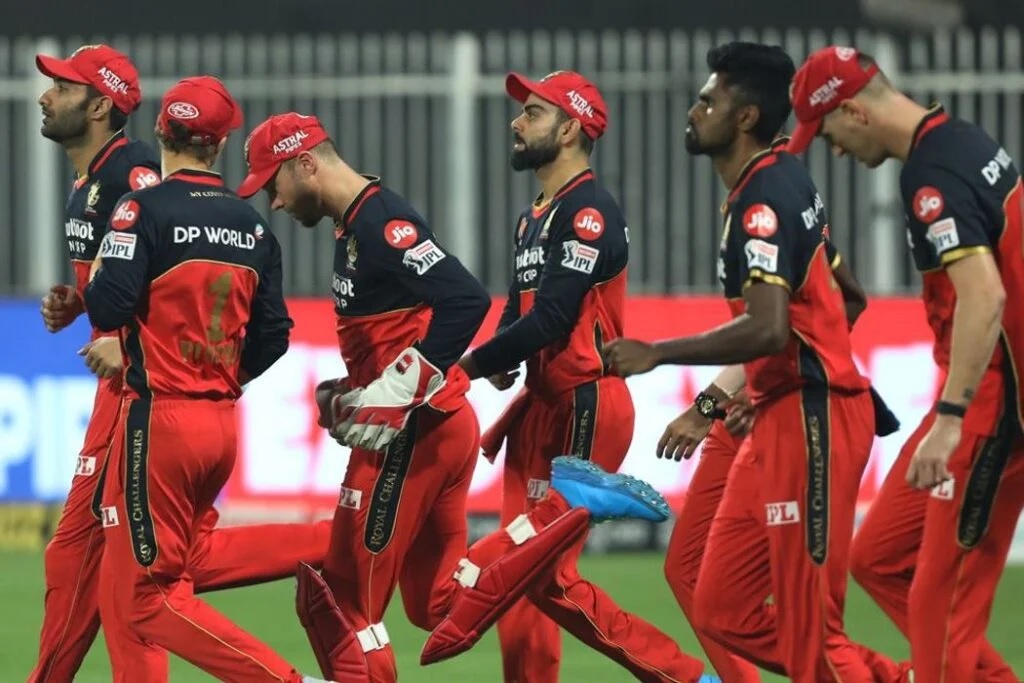 SRHvsRCB: বিরাট কোহলি এই খেলোয়াড়দের বললেন সানরাইজার্সের বিরুদ্ধে পাওয়া হারের দায়ী 1